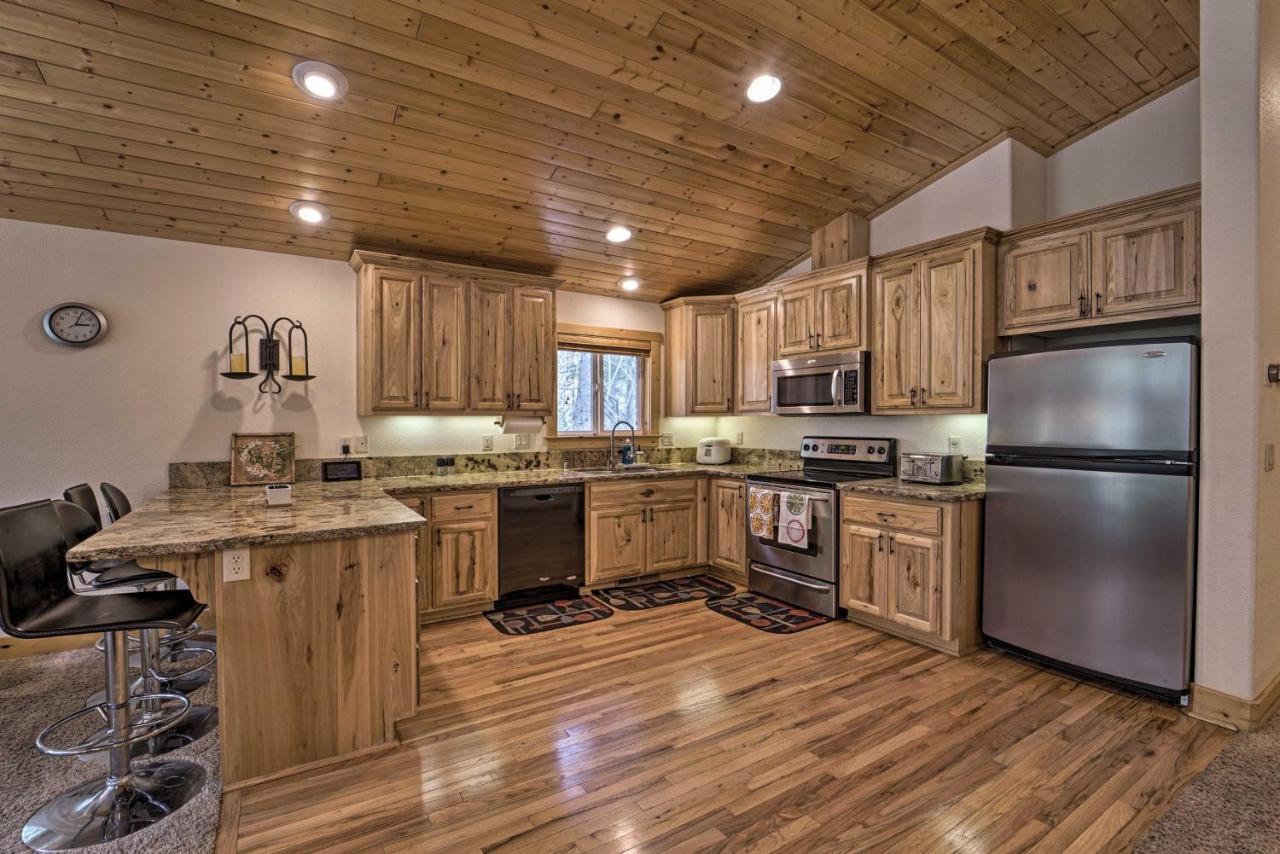 Soda Springs Cabin Near Donner Lake And Ski Resorts! Exterior photo